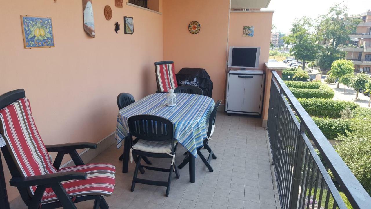 Casina Carina Carina Apartment Nettuno Luaran gambar